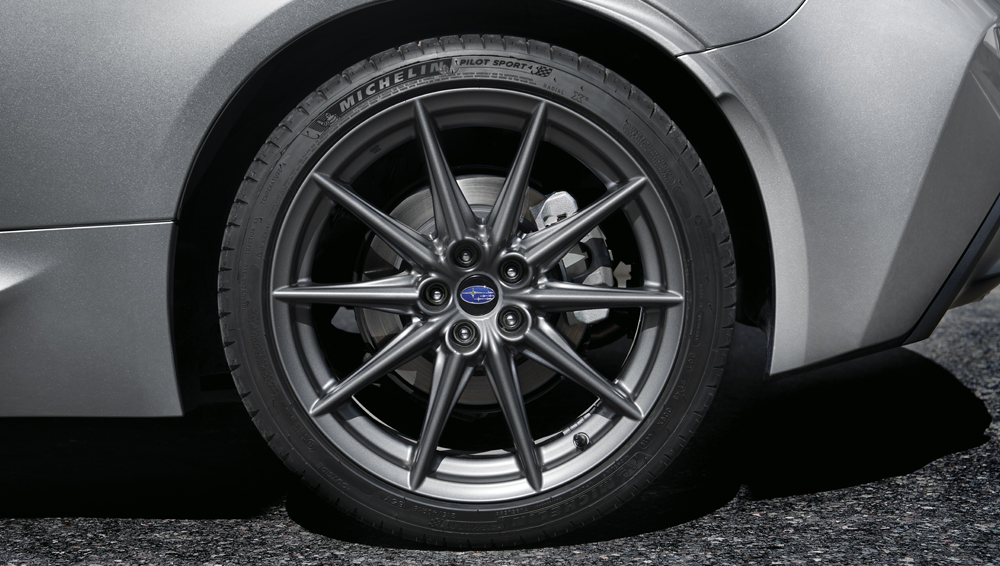 Subaru BRZ 2023 Des freins, des roues et des pneus inspirés par la piste